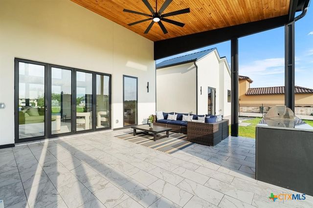 178 Dally Court, Dripping Springs, TX 78620