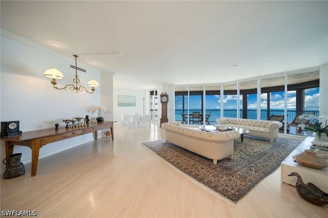 8473 Bay Colony DR 1401, Naples, FL 34108