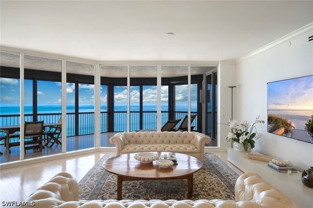 8473 Bay Colony DR 1401, Naples, FL 34108