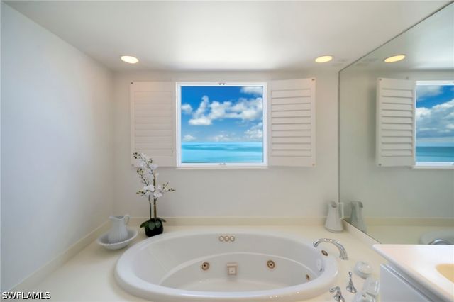 8473 Bay Colony DR 1401, Naples, FL 34108