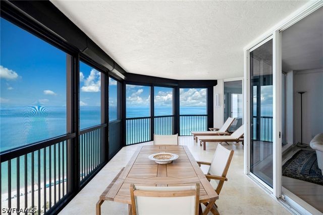 8473 Bay Colony DR 1401, Naples, FL 34108