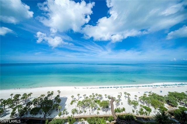 8473 Bay Colony DR 1401, Naples, FL 34108