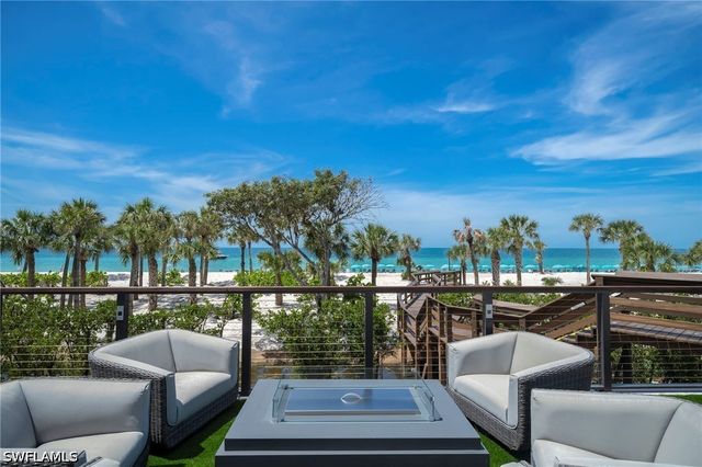 8473 Bay Colony DR 1401, Naples, FL 34108
