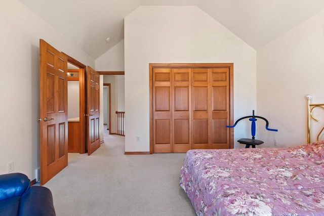 658 BLACK EARTH DRIVE, De Pere, WI 54115