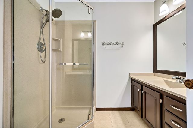 887 Braintree Lane, Bartlett, IL 60103