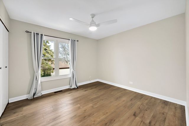 887 Braintree Lane, Bartlett, IL 60103