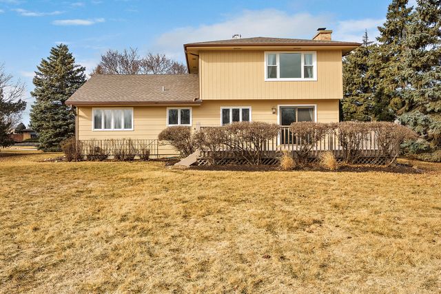 887 Braintree Lane, Bartlett, IL 60103