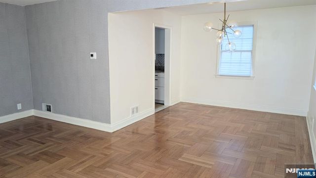 441 New Bridge Road, Bergenfield, NJ 07621