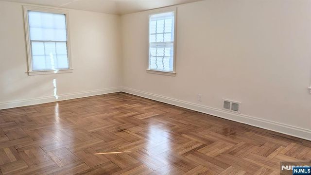 441 New Bridge Road, Bergenfield, NJ 07621