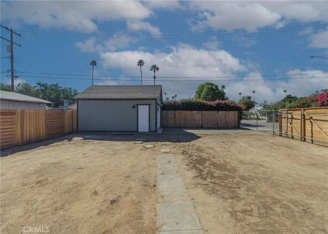 1974 Milton, Riverside, CA 92507