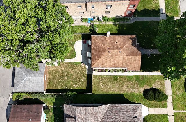 12838 HONORE Street, Blue Island, IL 60406