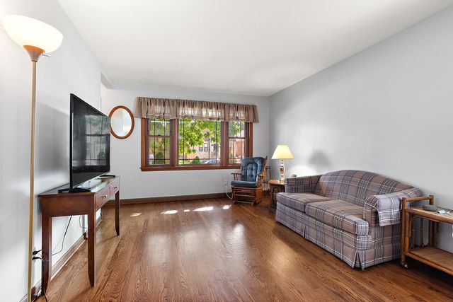 12838 HONORE Street, Blue Island, IL 60406