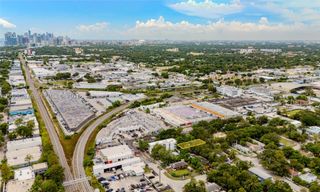 7521 NE 3rd Ct, Miami, FL 33138