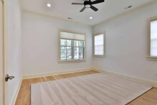 6003 Weatherburn Place, Worthington, OH 43085