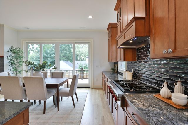 6003 Weatherburn Place, Worthington, OH 43085