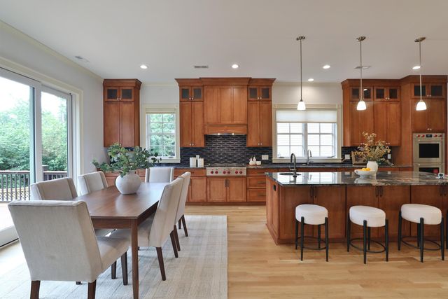 6003 Weatherburn Place, Worthington, OH 43085