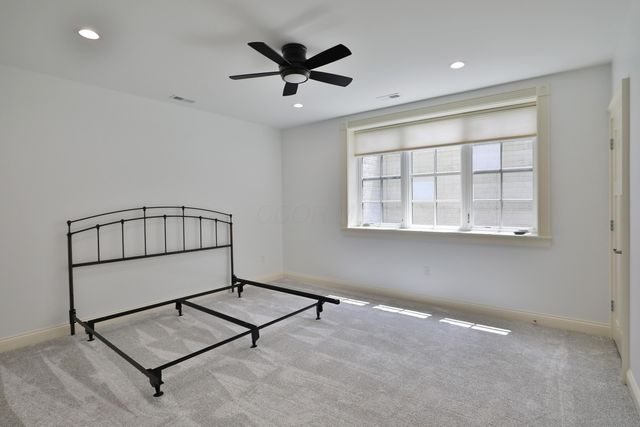 6003 Weatherburn Place, Worthington, OH 43085