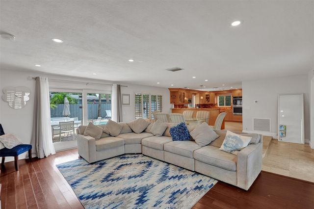 720 NW 29th Court, Wilton Manors, FL 33311