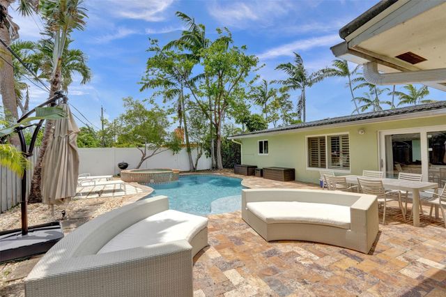 720 NW 29th Court, Wilton Manors, FL 33311