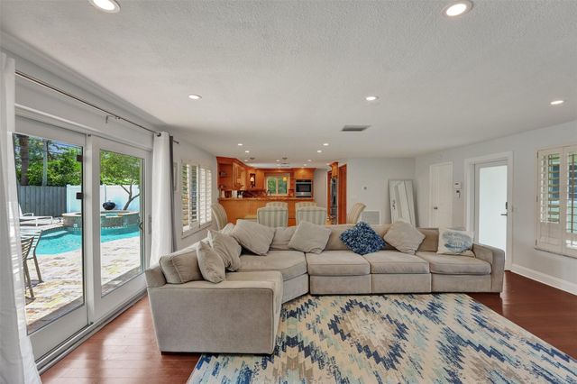 720 NW 29th Court, Wilton Manors, FL 33311