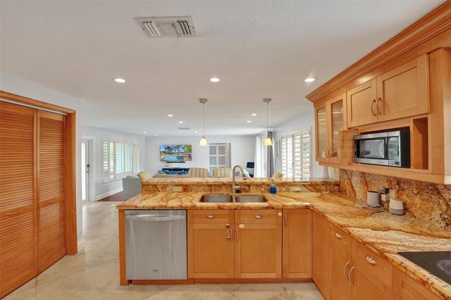720 NW 29th Court, Wilton Manors, FL 33311