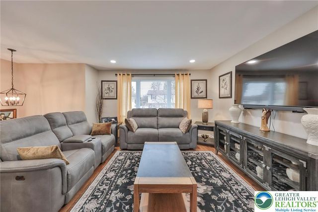 443 Arlington Street, Easton, PA 18045