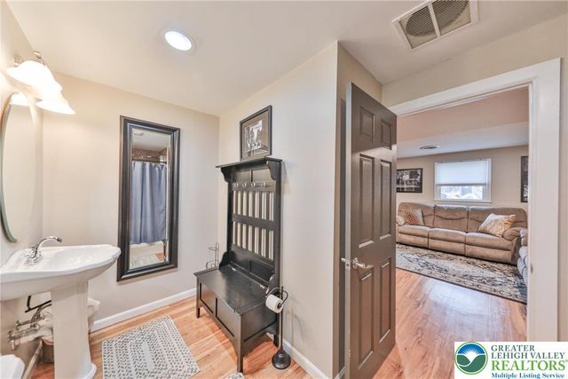 443 Arlington Street, Easton, PA 18045