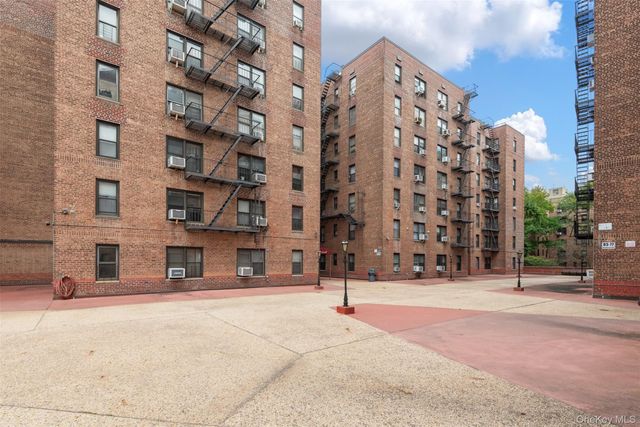 83-75 Woodhaven Boulevard 5E, Woodhaven, NY 11421