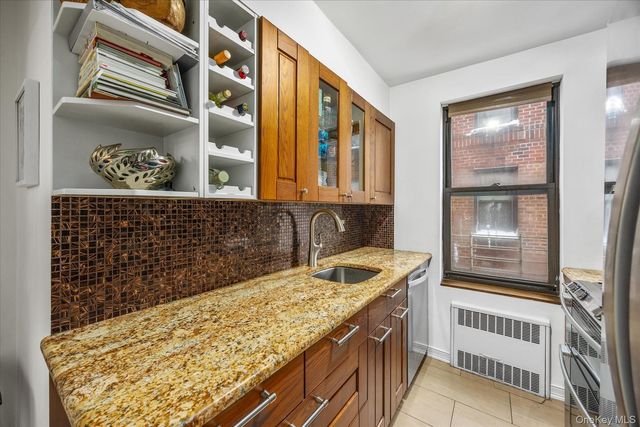 83-75 Woodhaven Boulevard 5E, Woodhaven, NY 11421