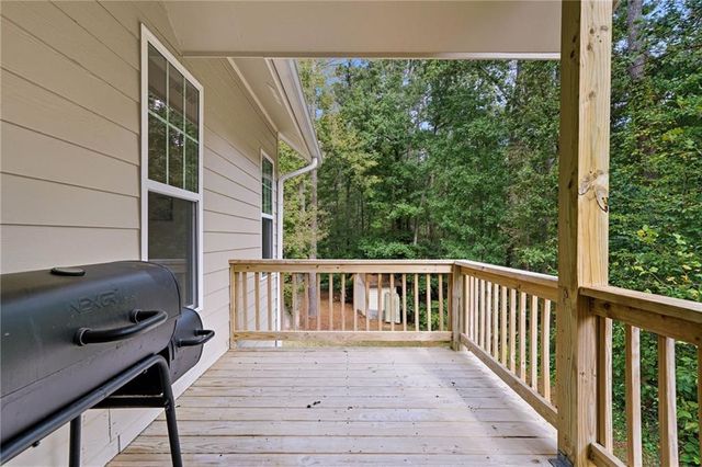 4060 Stephanie NW Court, Kennesaw, GA 30152