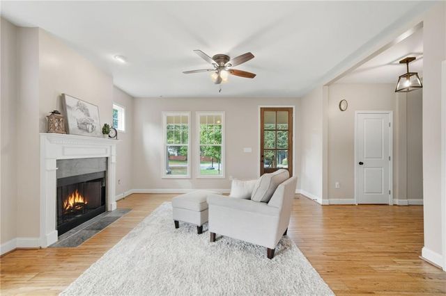 4060 Stephanie NW Court, Kennesaw, GA 30152