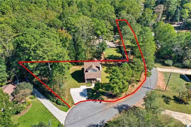 4060 Stephanie NW Court, Kennesaw, GA 30152