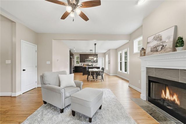 4060 Stephanie NW Court, Kennesaw, GA 30152