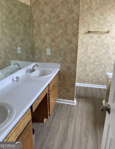 1406 Misty Ridge Court, Hampton, GA 30228