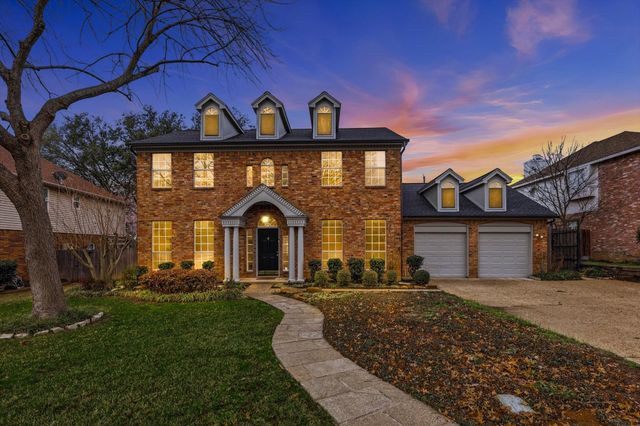 6204 Kingswood Drive, Arlington, TX 76001