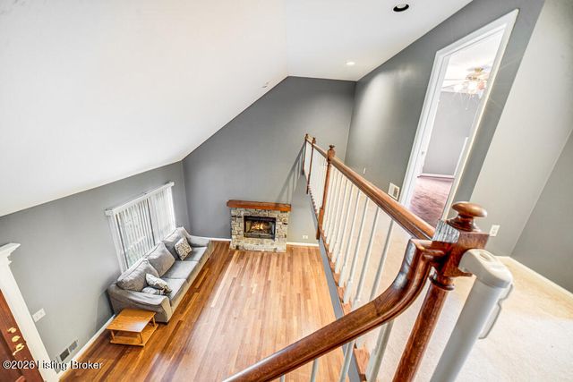 9405 Stonelanding Pl, Louisville, KY 40272