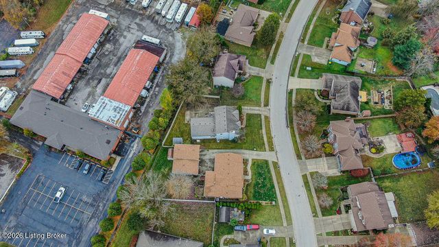 9405 Stonelanding Pl, Louisville, KY 40272