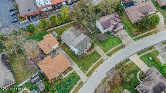 9405 Stonelanding Pl, Louisville, KY 40272