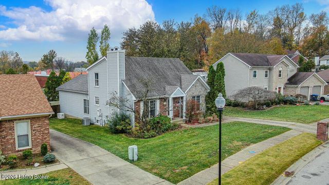 9405 Stonelanding Pl, Louisville, KY 40272