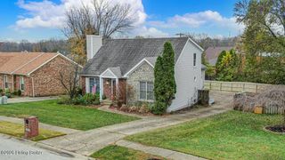 9405 Stonelanding Pl, Louisville, KY 40272