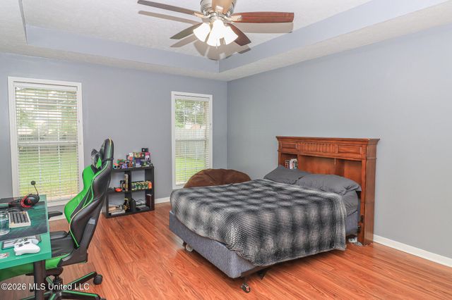 300 Peachtree Street, Brandon, MS 39042