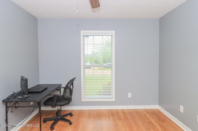 300 Peachtree Street, Brandon, MS 39042