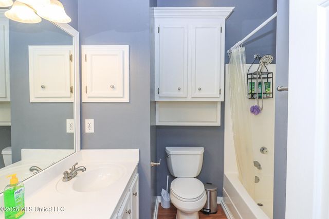 300 Peachtree Street, Brandon, MS 39042