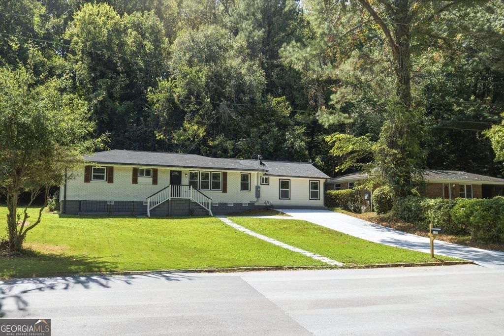 126 Meadow Park Lane SW, Atlanta, GA 30315 — photo 2