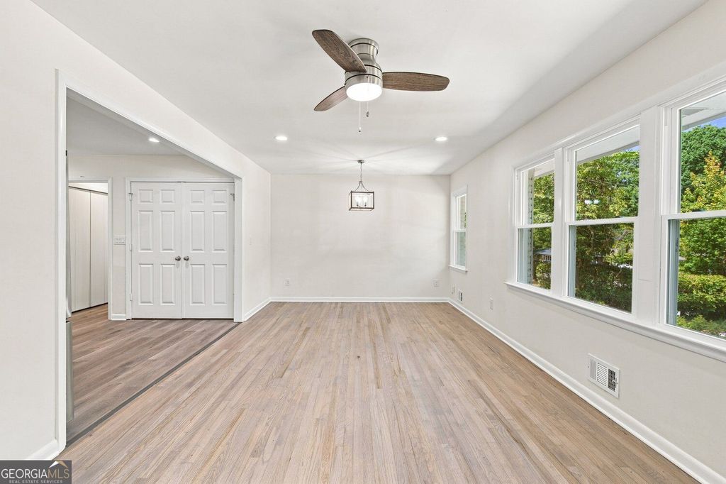 126 Meadow Park Lane SW, Atlanta, GA 30315 — photo 5