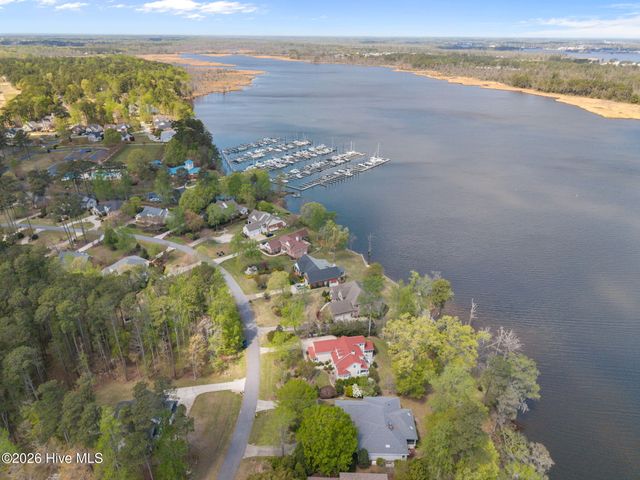 121 Pamlico Lane, Chocowinity, NC 27817