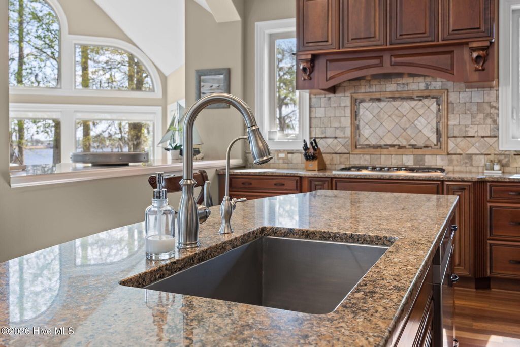 Image 19 of property listing at 121 Pamlico Lane, Chocowinity, NC 27817