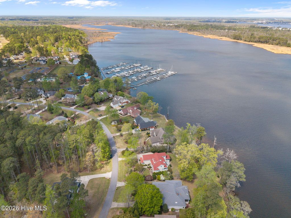 Image 79 of property listing at 121 Pamlico Lane, Chocowinity, NC 27817