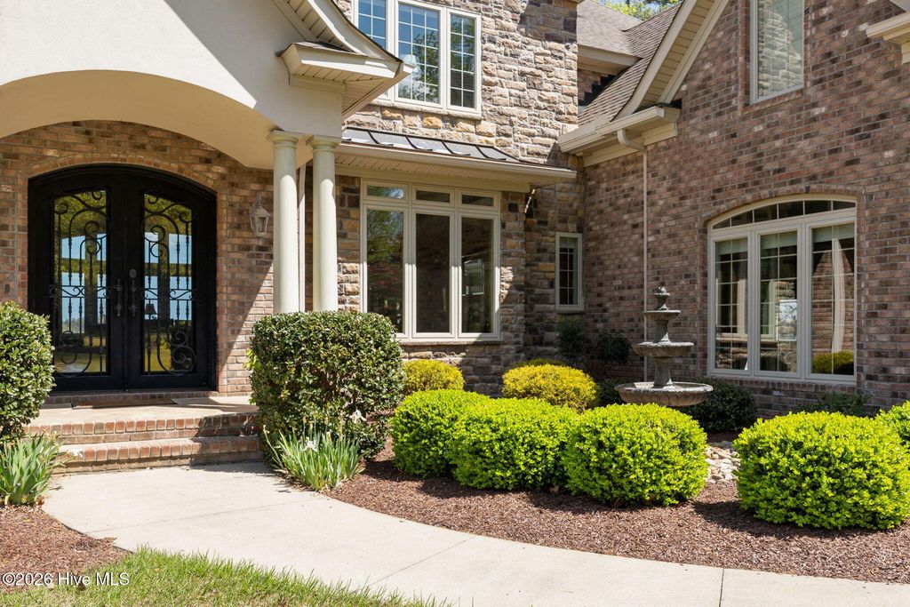 Image 84 of property listing at 121 Pamlico Lane, Chocowinity, NC 27817