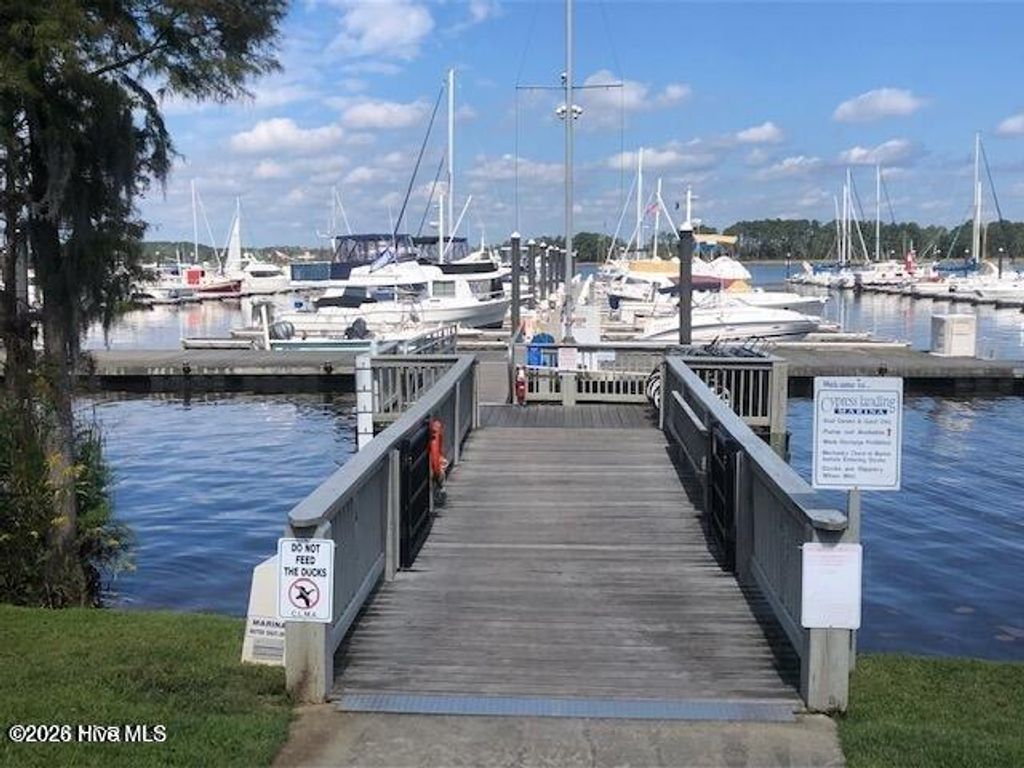 Image 92 of property listing at 121 Pamlico Lane, Chocowinity, NC 27817